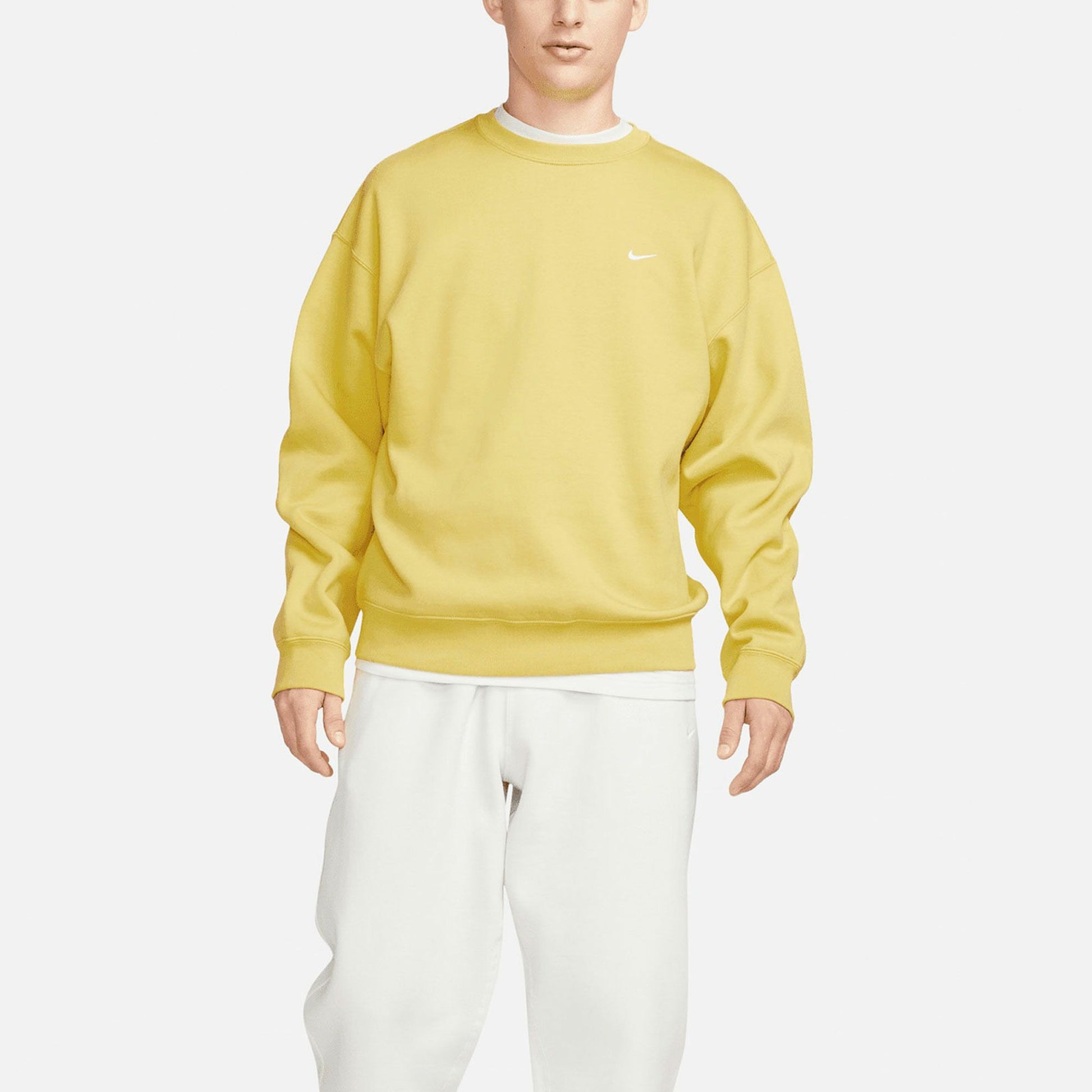 Nike Solo Swoosh Fleece Sweater – Yellow (Men’s)
