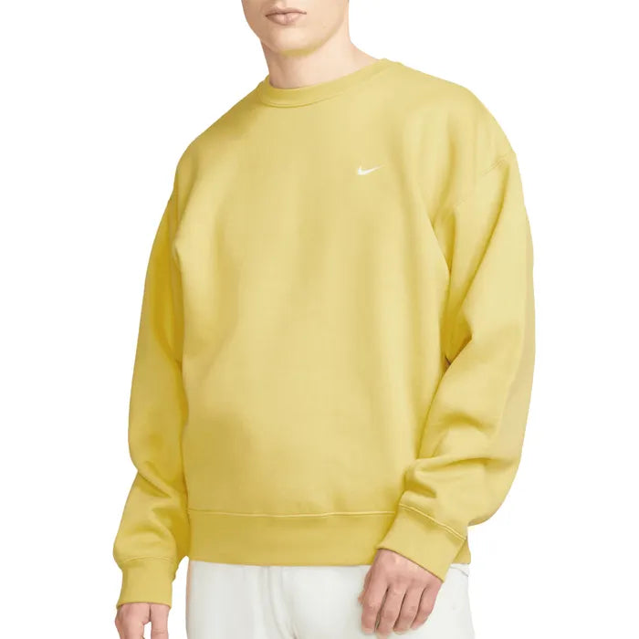 Nike Solo Swoosh Fleece Sweater – Yellow (Men’s)